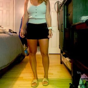 Banana Republic Ryan Fit shorts, size 6, black